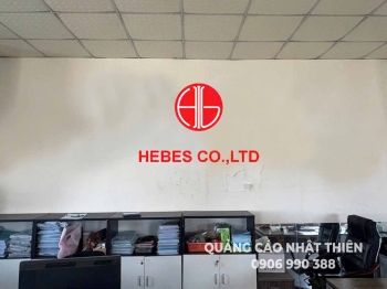 Bảng logo công ty mica